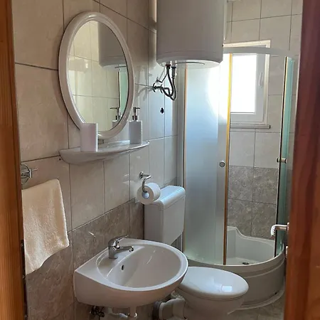 Gostinjska kuća Raguz Neum